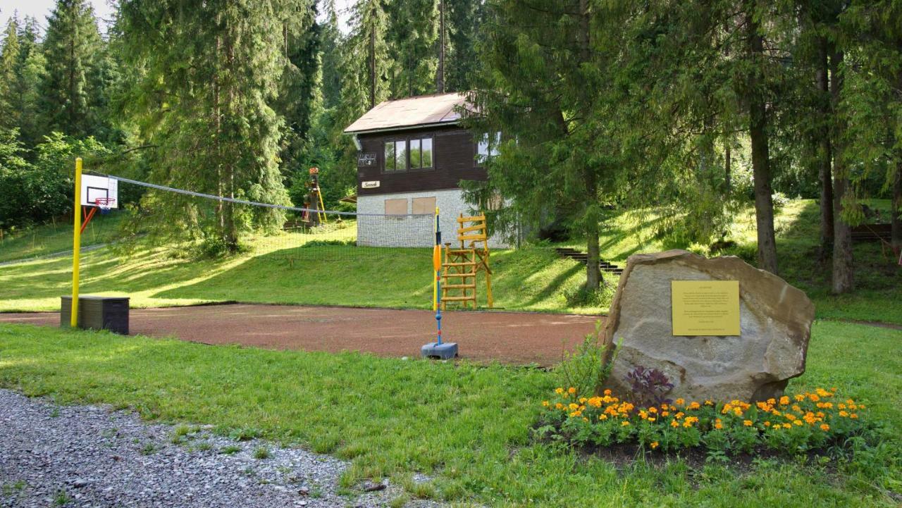 Studienky Lodge *